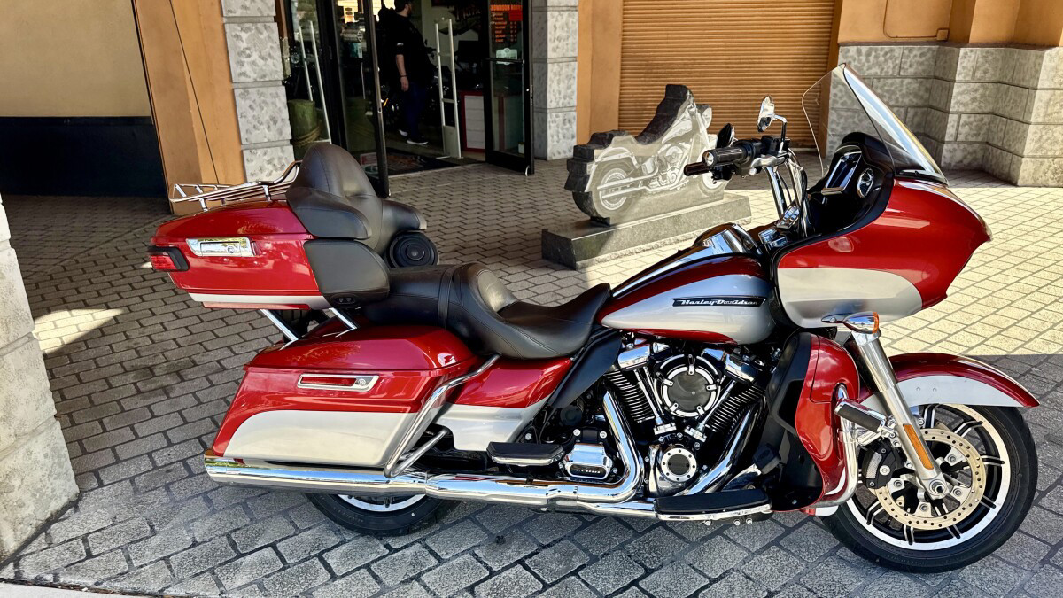 Road Glide® Ultra