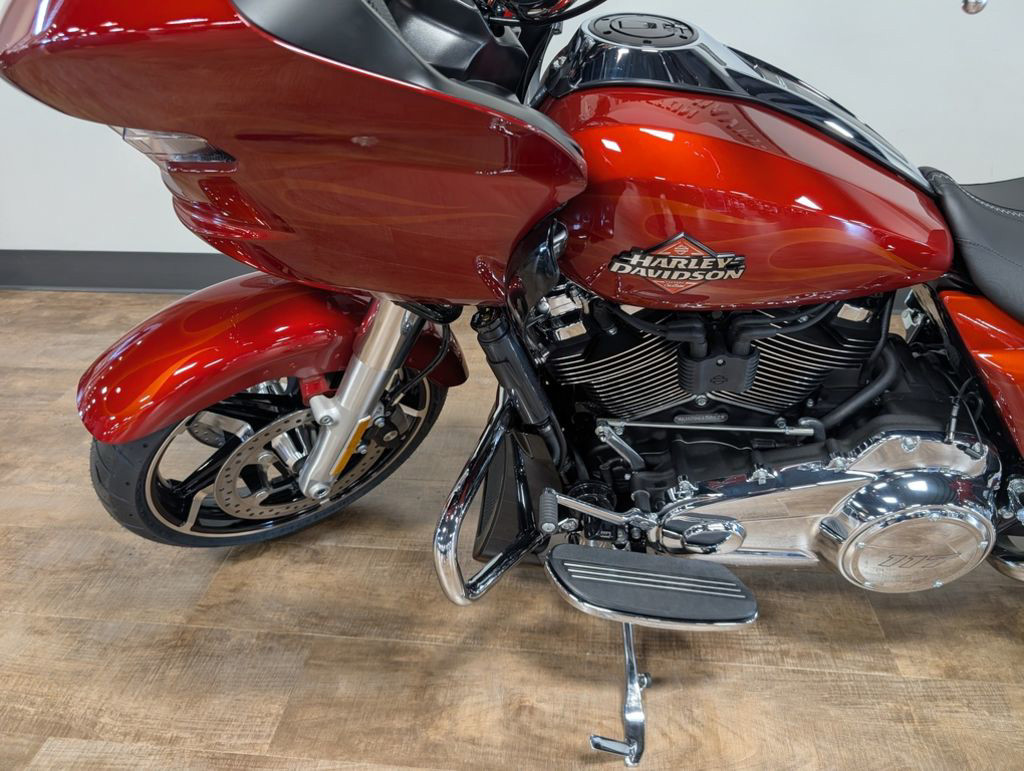 Road Glide®
