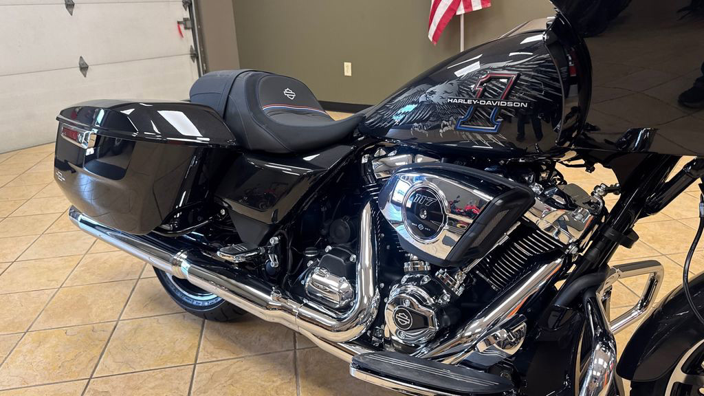 Road Glide®