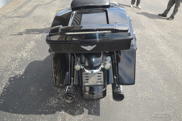Street Glide®