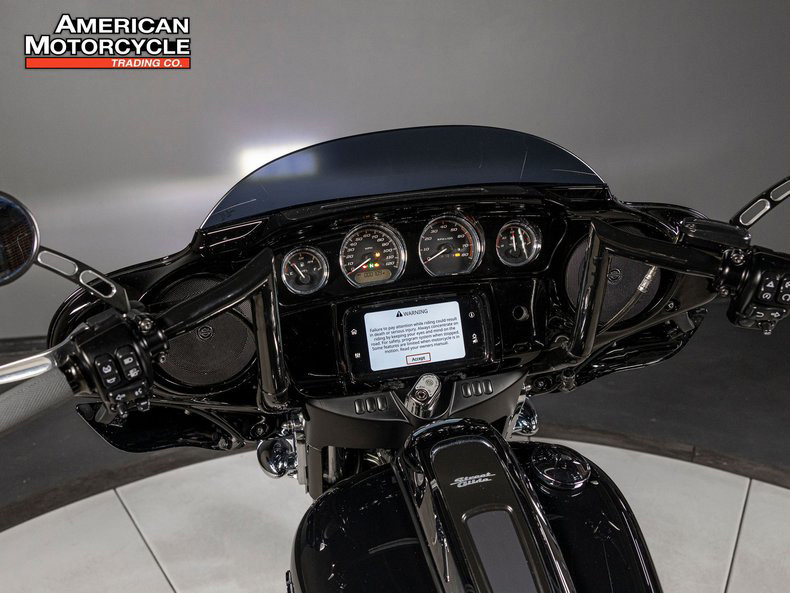 Street Glide® Special