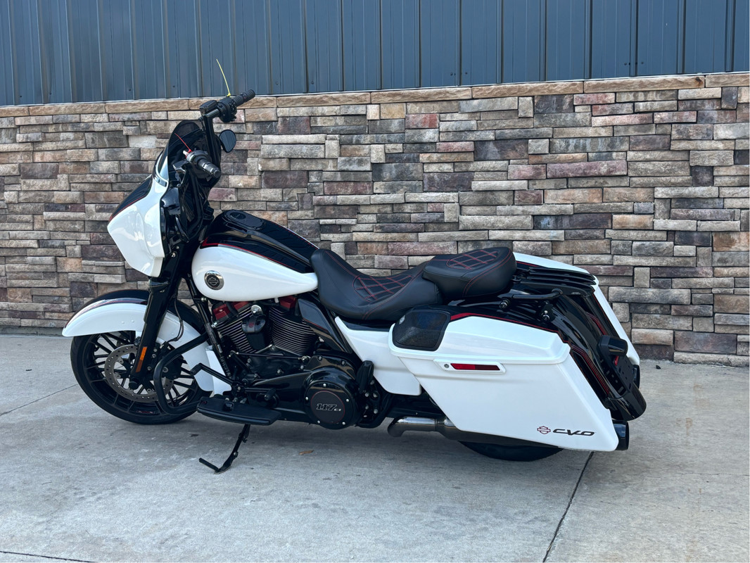 CVO® Street Glide®