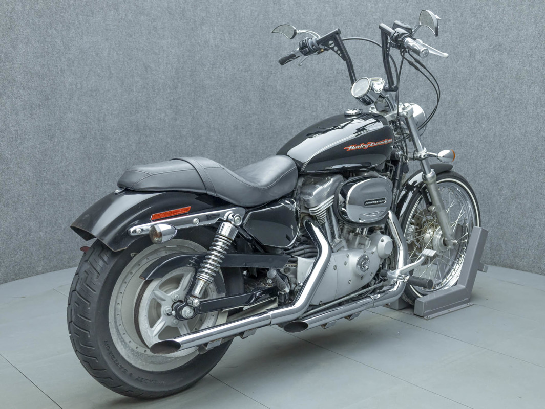 Sportster® 883 Custom