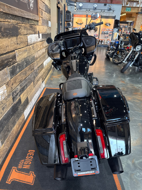 Road Glide®