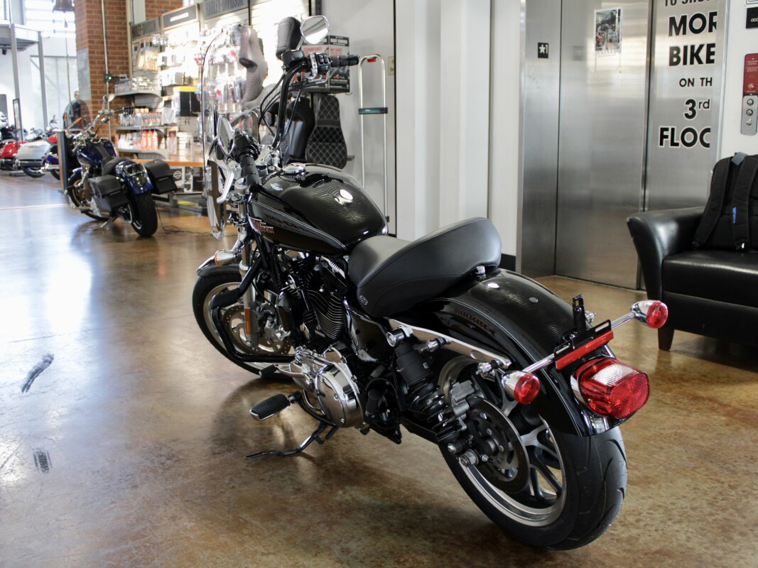 Sportster® SuperLow® 1200T