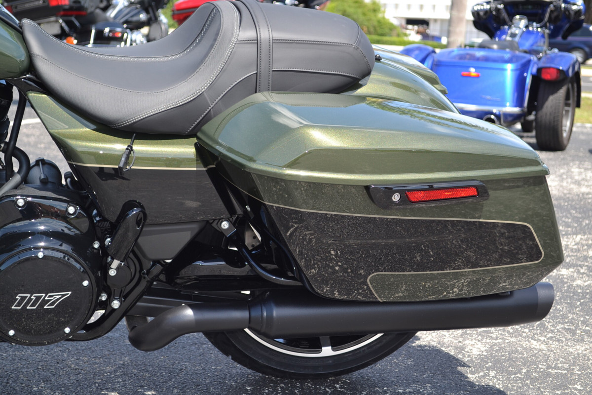 Street Glide®