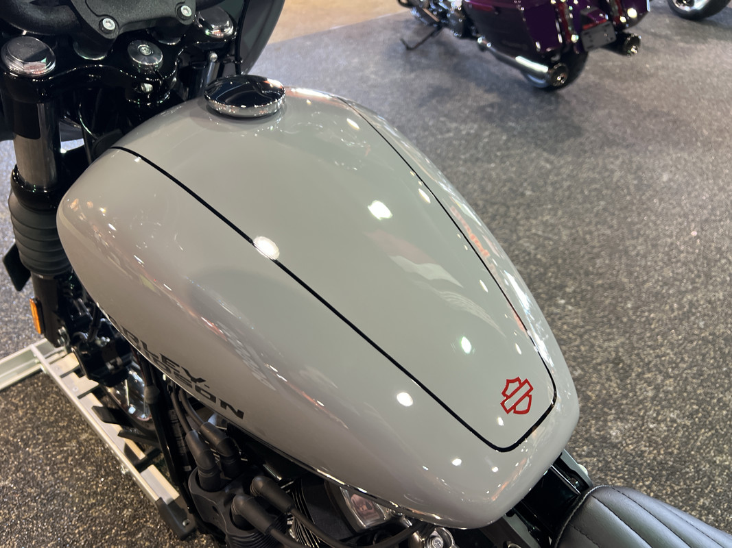 Street Bob®