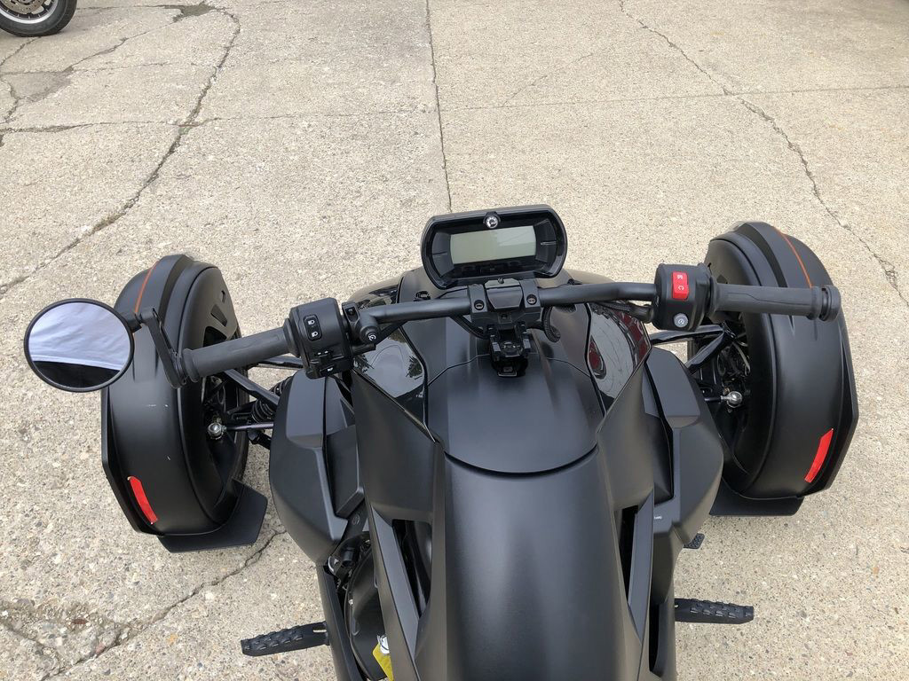 Ryker 900 Sport