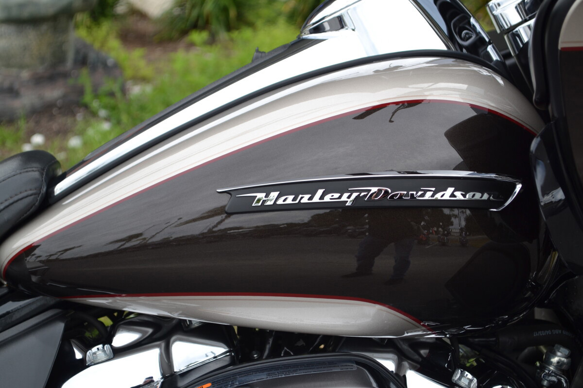 Road Glide® Ultra