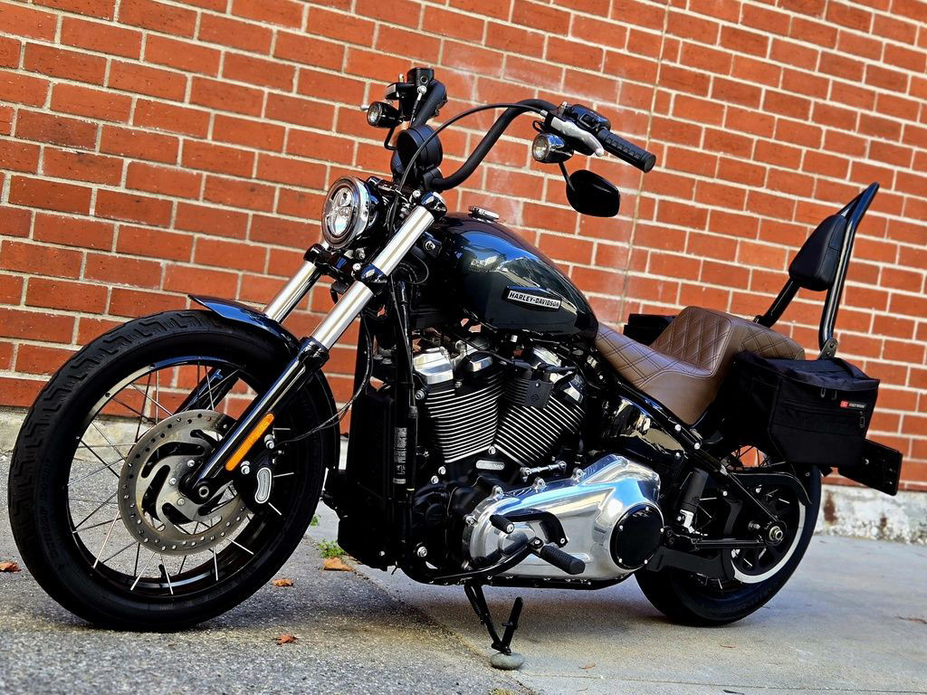 Street Bob®