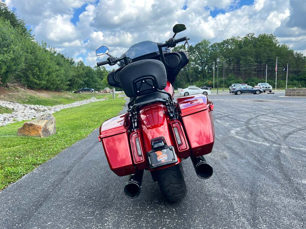 Street Glide®