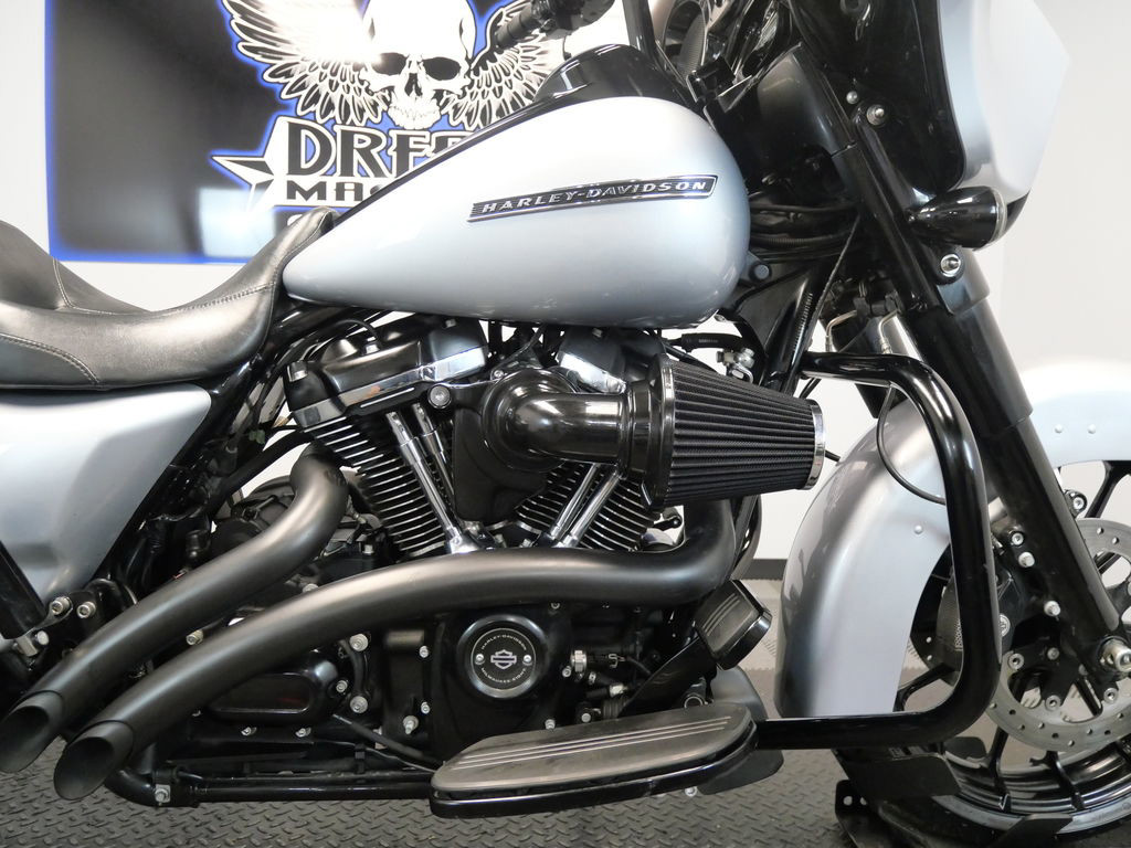 Street Glide® Special