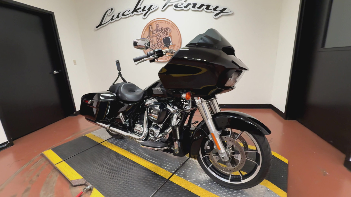 Road Glide®