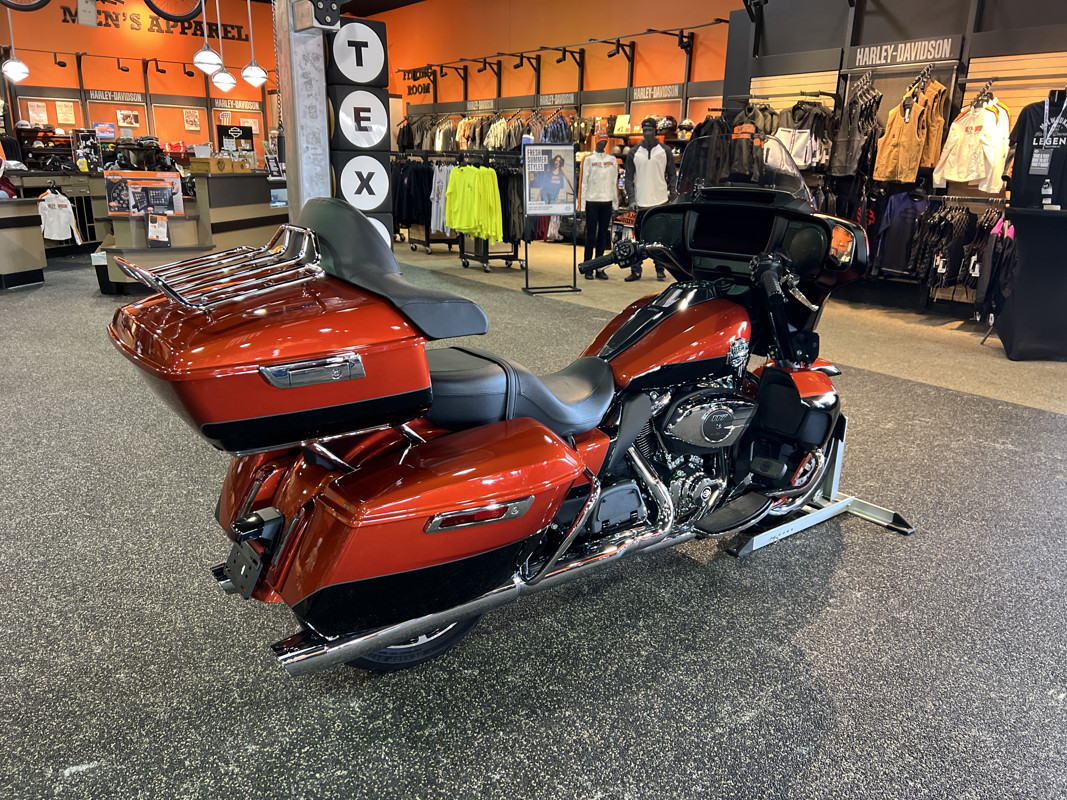 Street Glide® Ultra