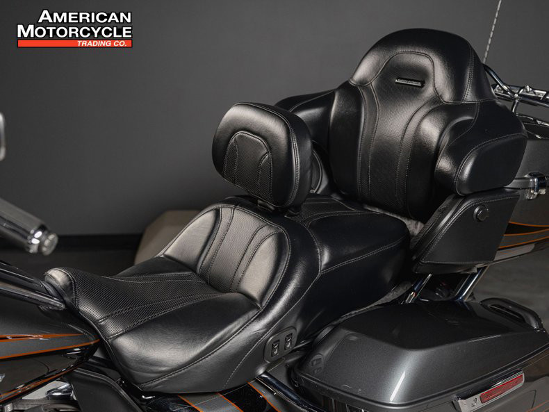 CVO® Road Glide® Ultra