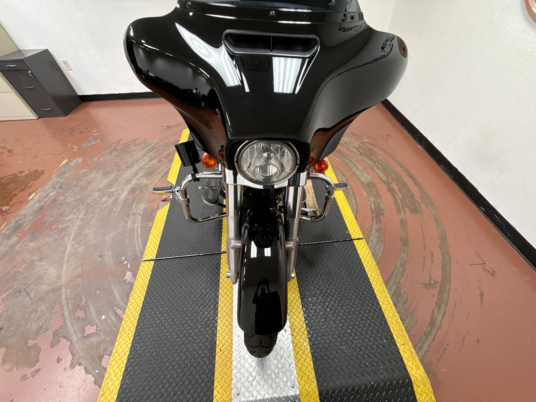 Street Glide®