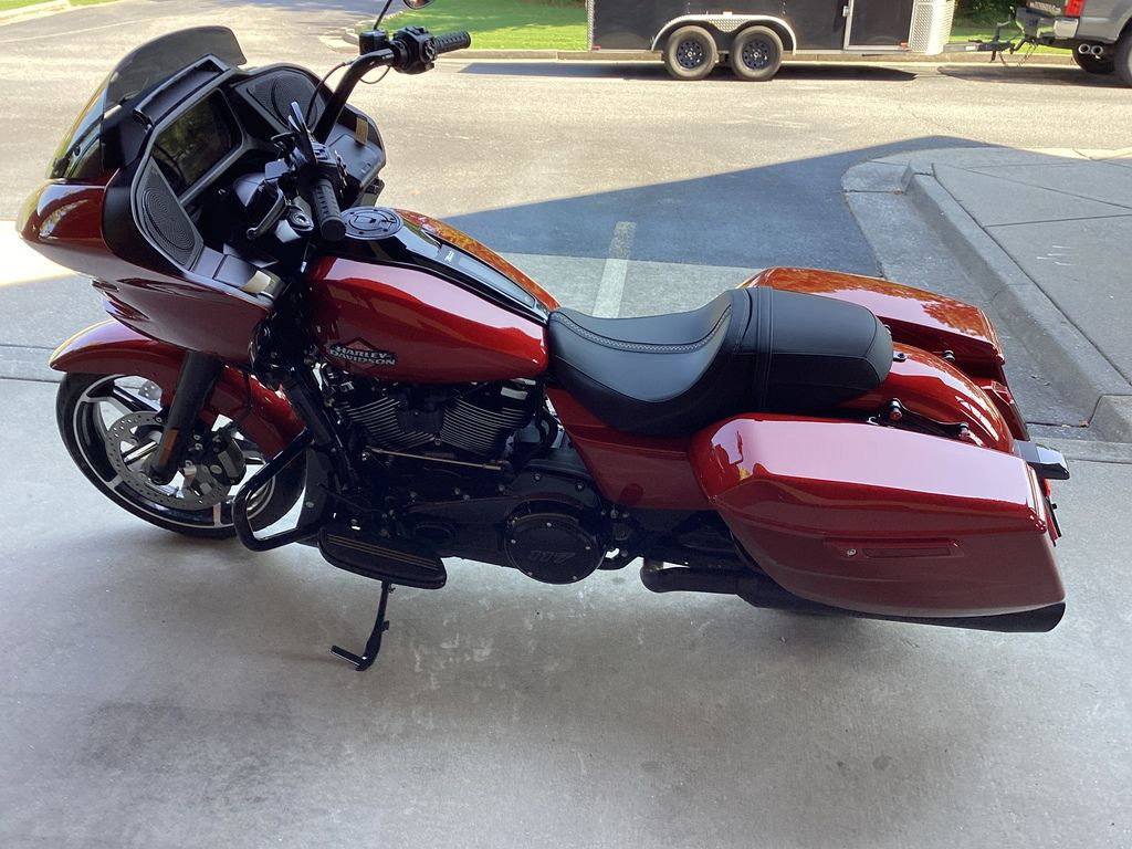 Road Glide®