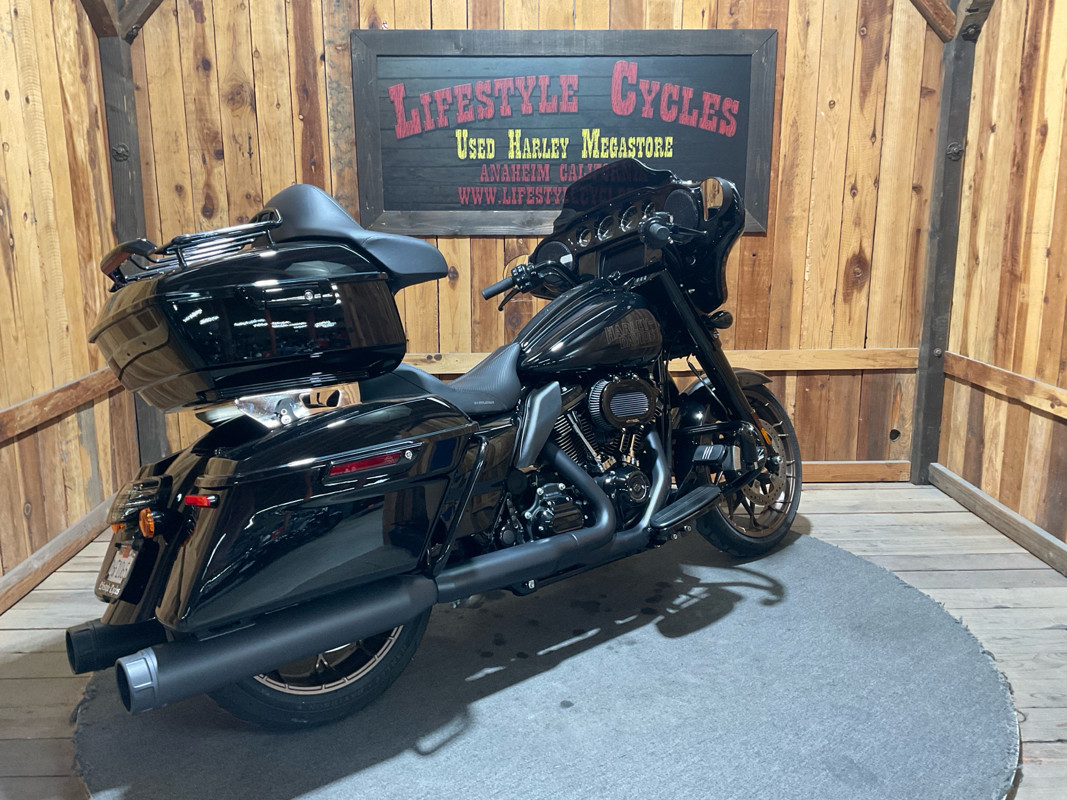 Street Glide® ST