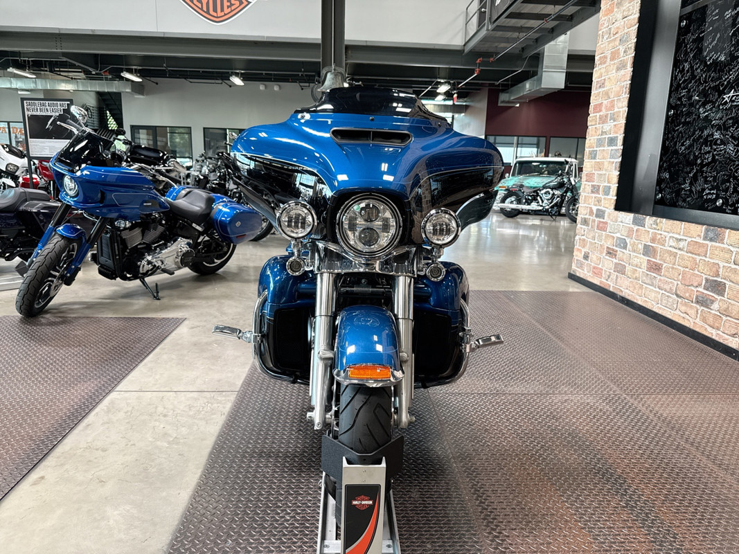 Electra Glide® Ultra® Limited 115th Anniversary