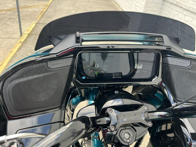 Road Glide® 3