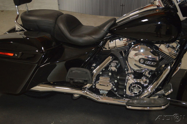 Street Glide®