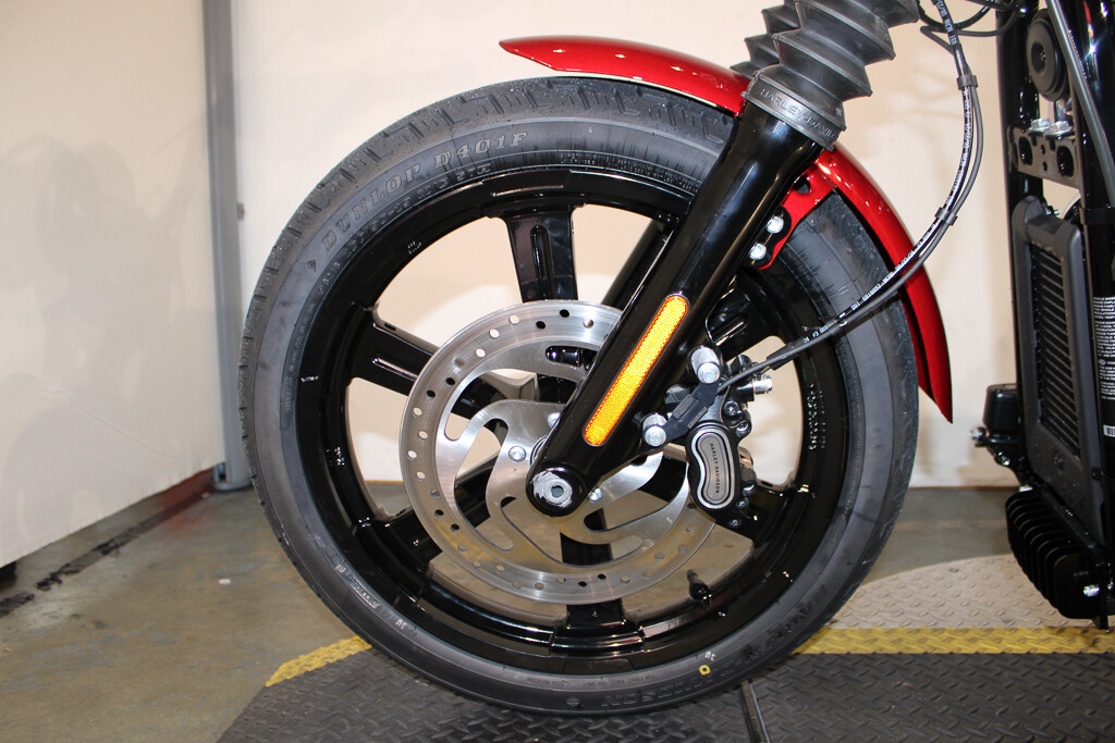 Street Bob®