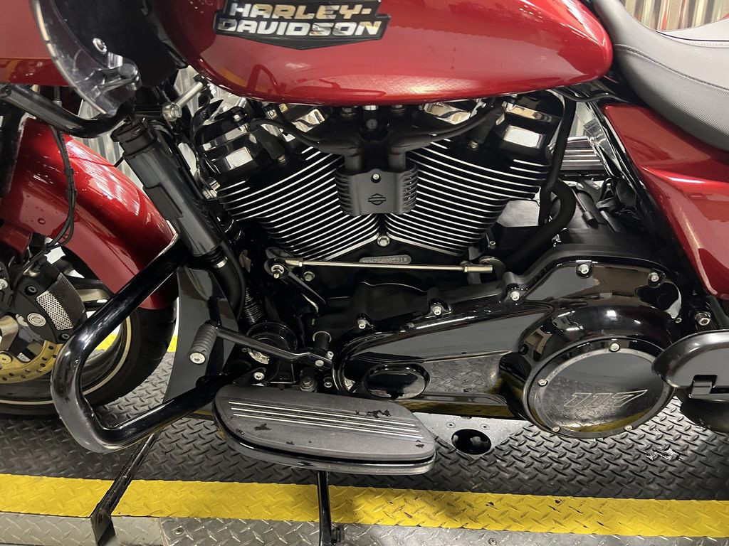 Road Glide®