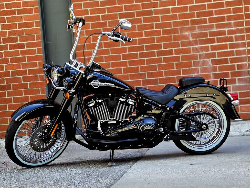 Softail® Heritage Classic 114