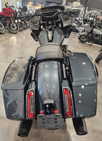 Road Glide®
