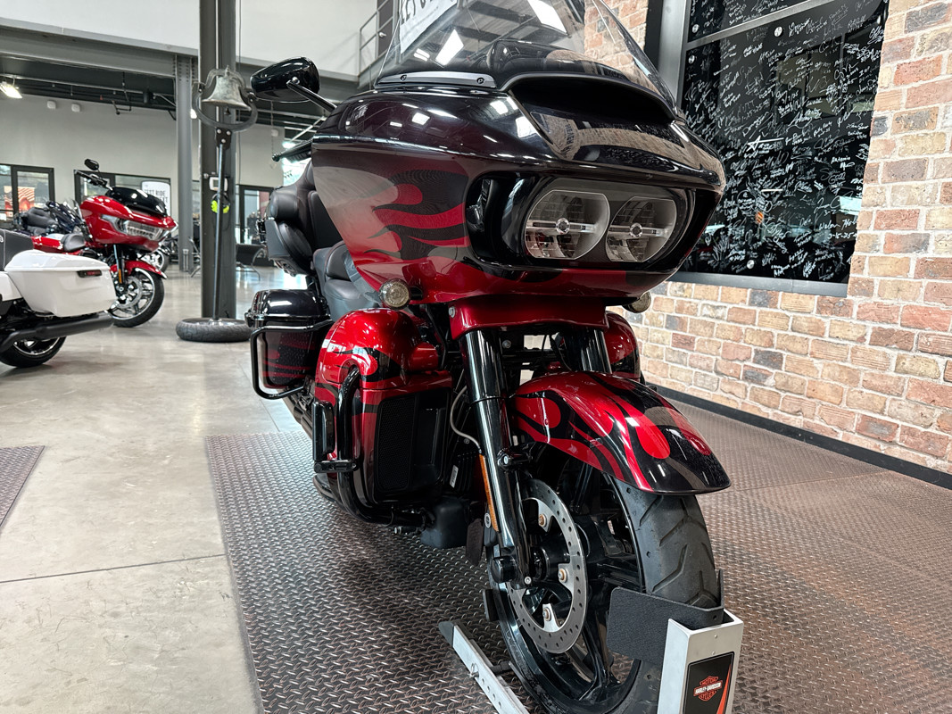 CVO® Road Glide®