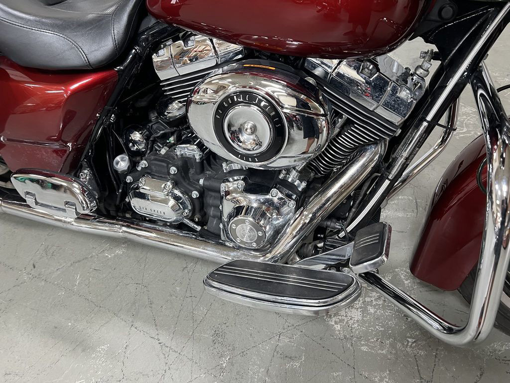 Street Glide®