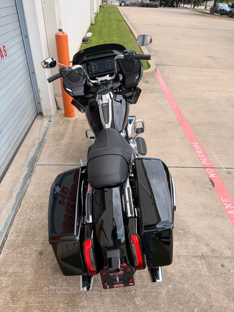 Road Glide®