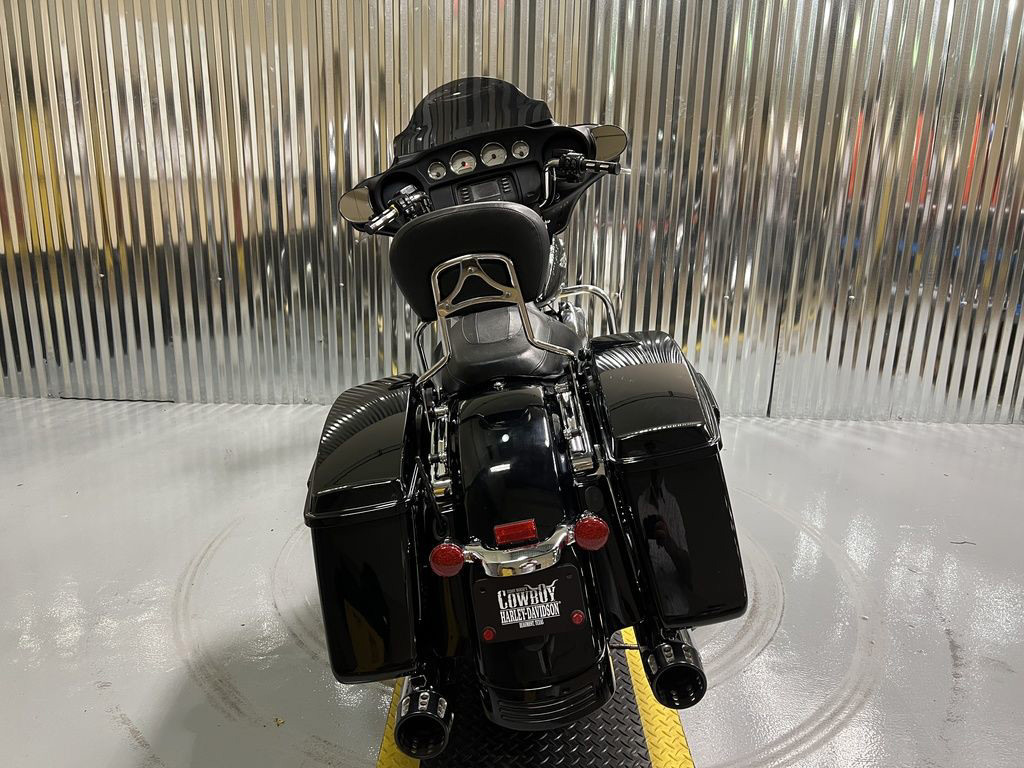 Street Glide®