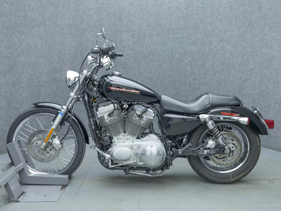 Sportster® 883 Custom