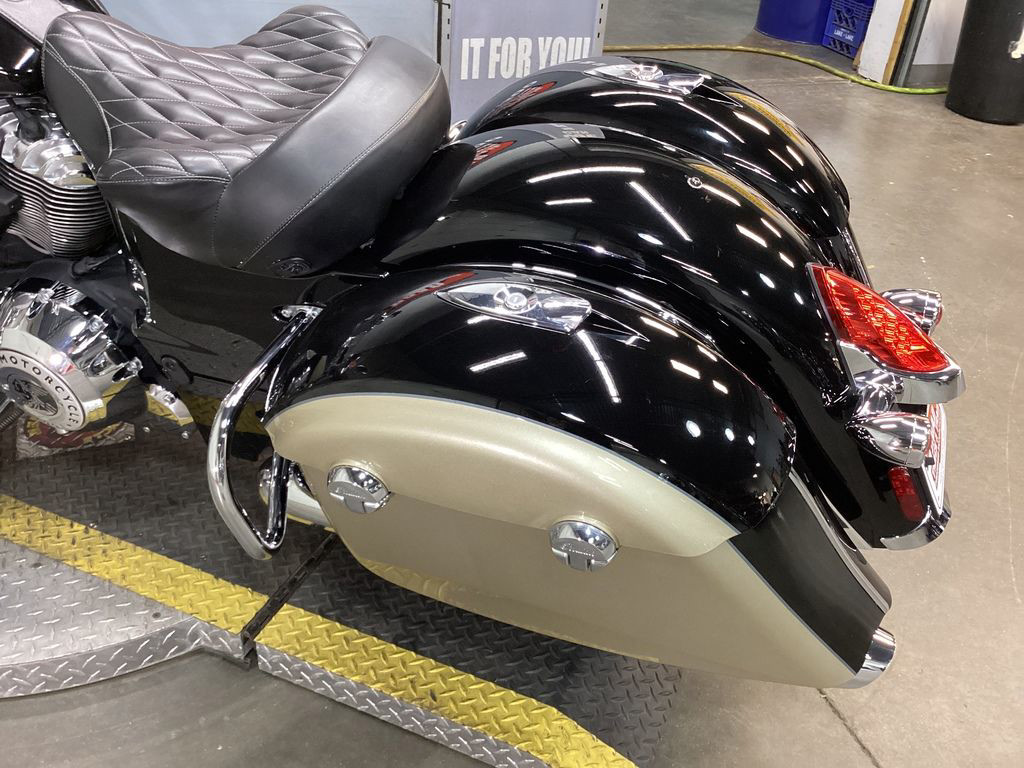 2021 Indian® Motorcycle Springfield for Sale in Big Bend, WI (Item 1335297)
