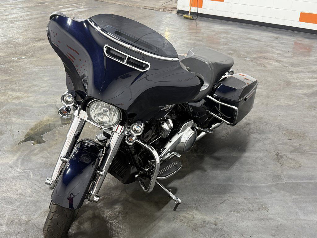 Street Glide®