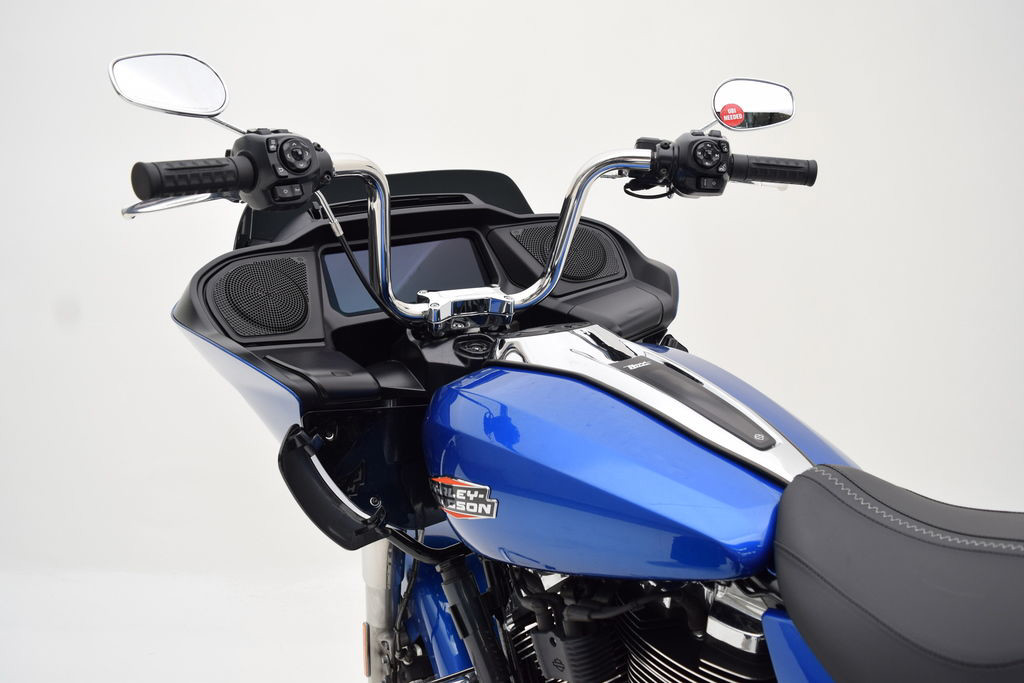 Road Glide®