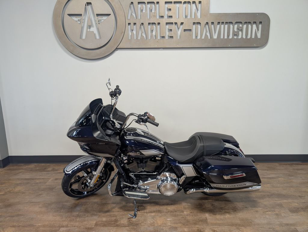 Road Glide®