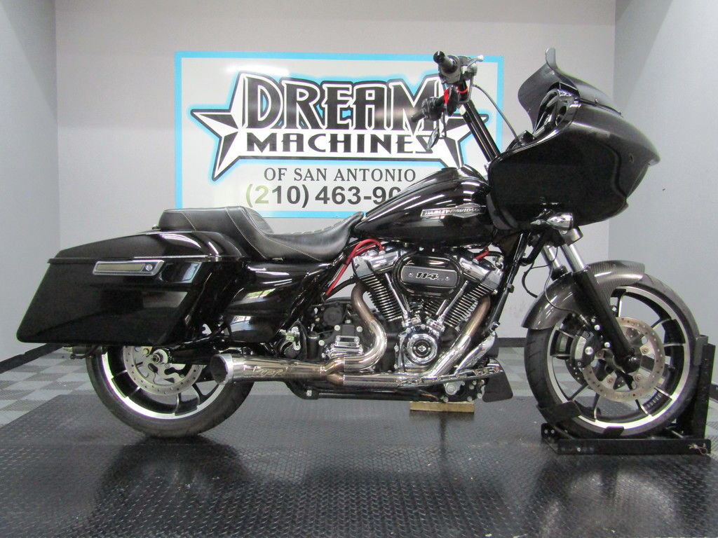 Road Glide®