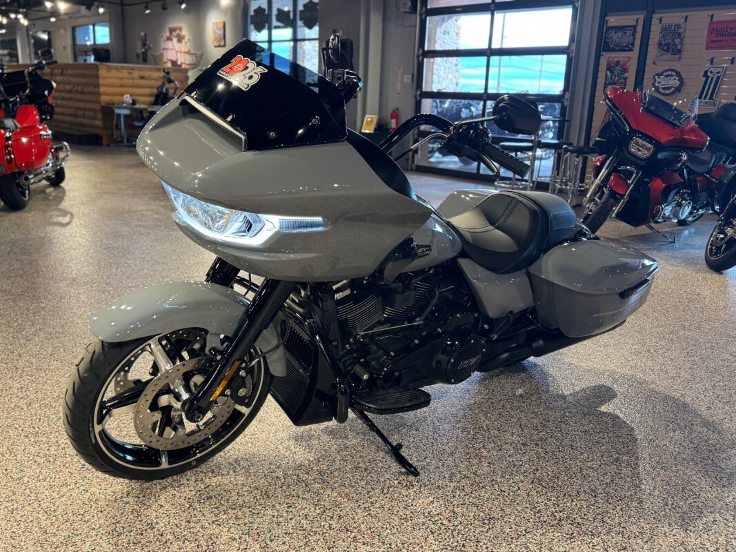 Road Glide®