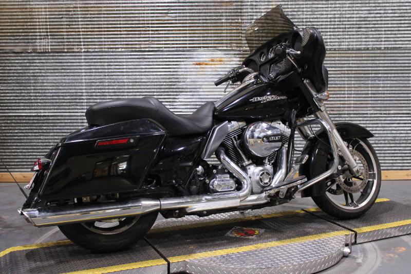 Street Glide®