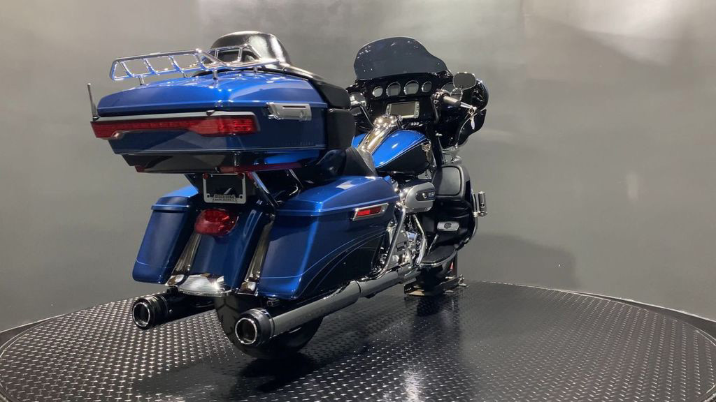 Electra Glide® Ultra® Limited 115th Anniversary