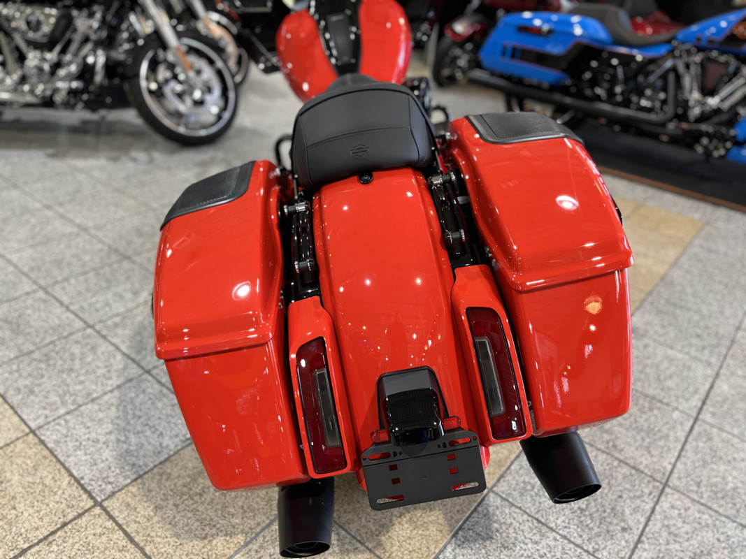 Road Glide®