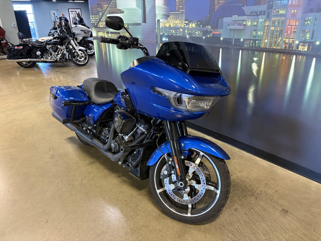 Road Glide®