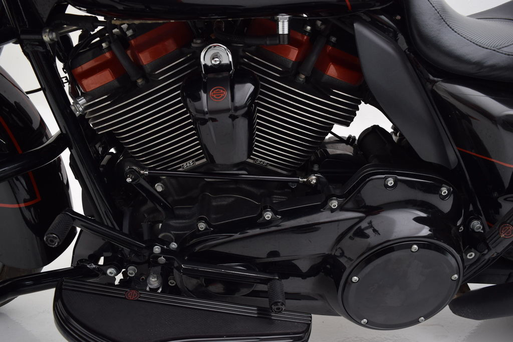 CVO® Road Glide®