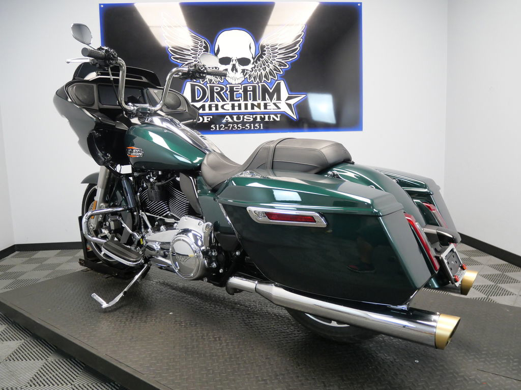 Road Glide®