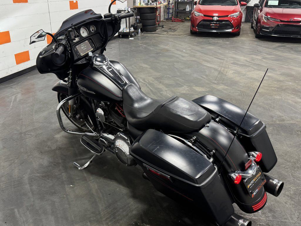 Street Glide® Special
