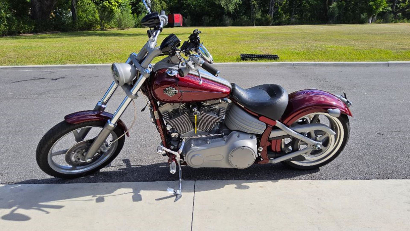 Softail® Rocker® C