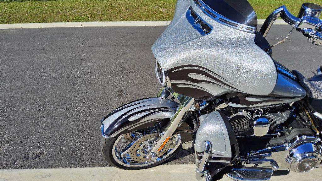 CVO® Street Glide®