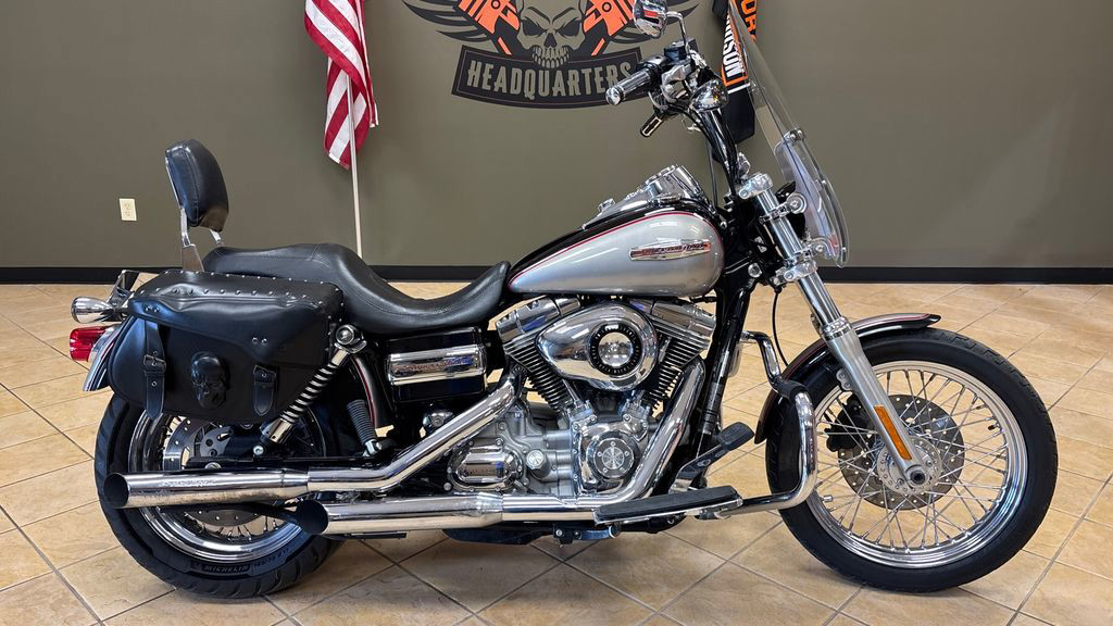Dyna® Super Glide® Custom